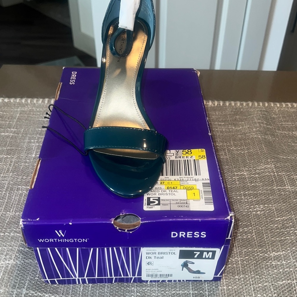 NEW!! WORTHINGTON BRISTOL HEELS